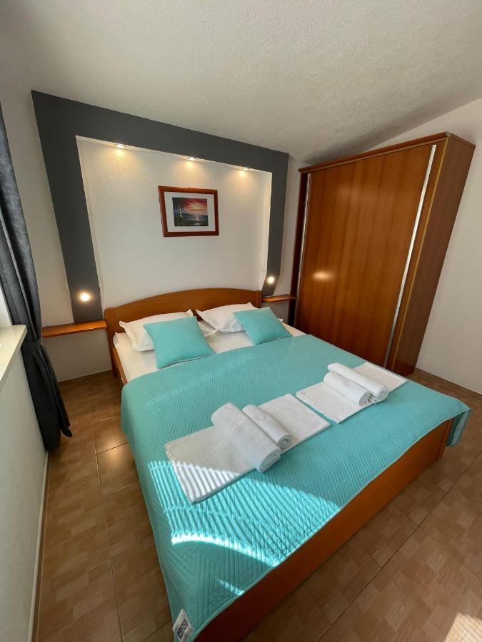 Apartmani Kontic Baška Voda Exteriör bild