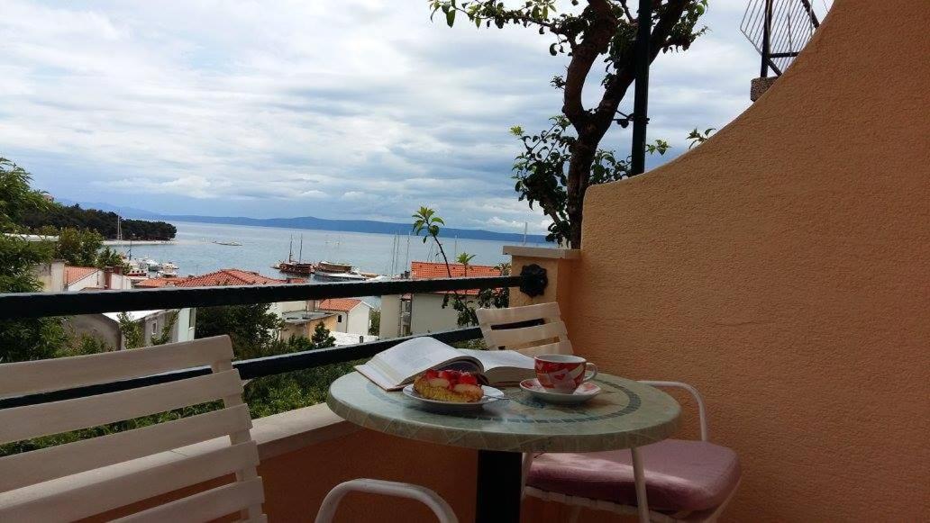 Apartmani Kontic Baška Voda Exteriör bild