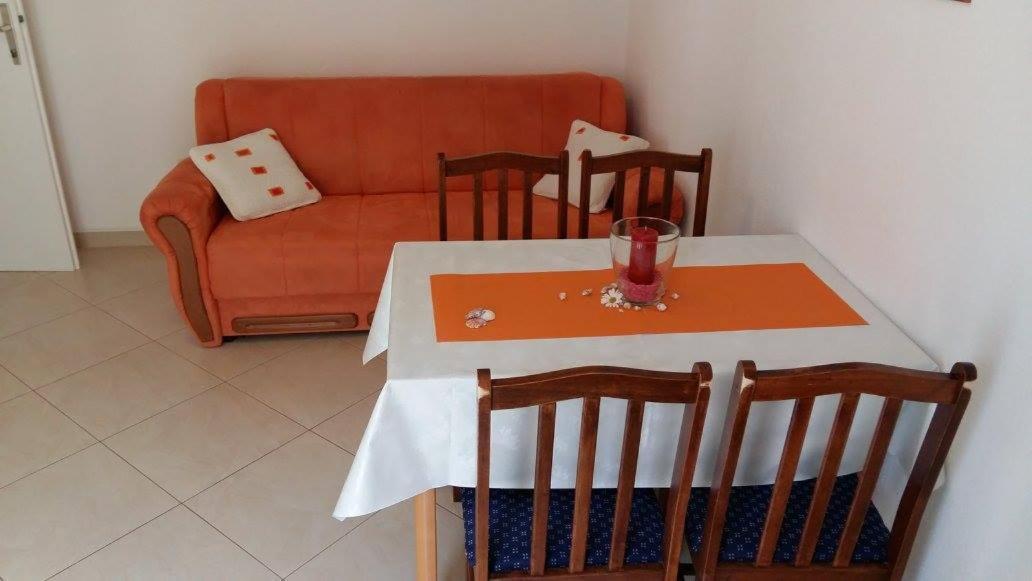 Apartmani Kontic Baška Voda Exteriör bild