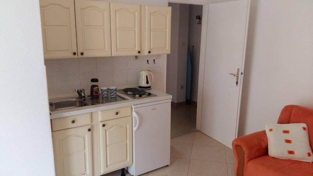 Apartmani Kontic Baška Voda Exteriör bild