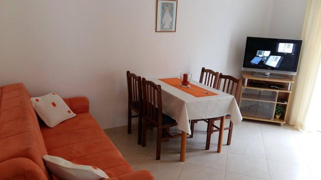 Apartmani Kontic Baška Voda Exteriör bild