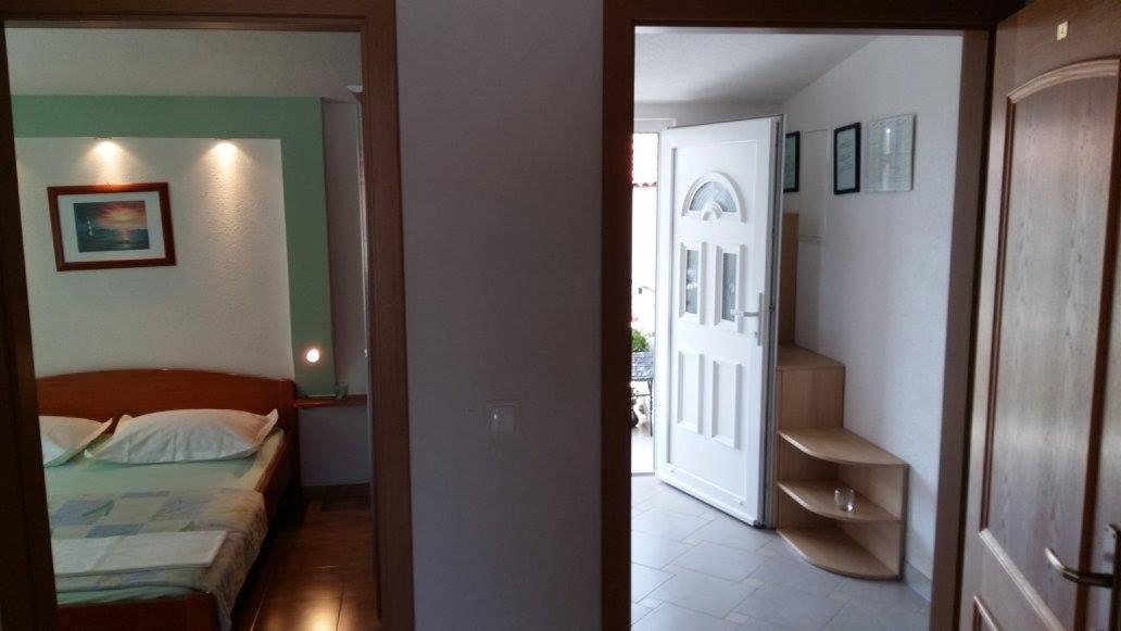 Apartmani Kontic Baška Voda Exteriör bild