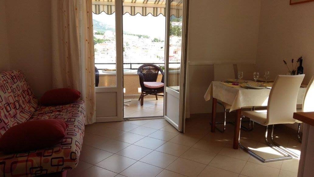 Apartmani Kontic Baška Voda Exteriör bild