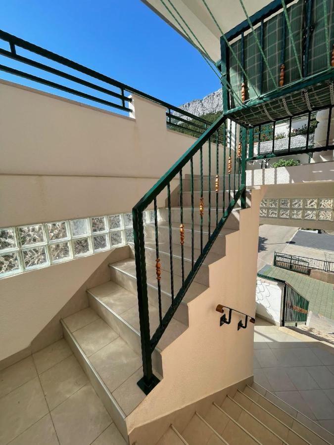 Apartmani Kontic Baška Voda Exteriör bild