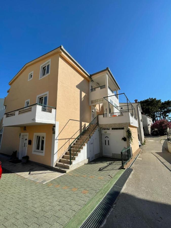 Apartmani Kontic Baška Voda Exteriör bild